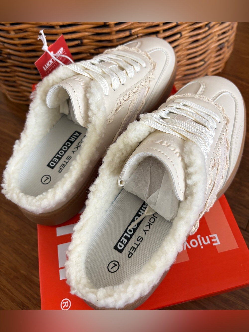 NWT Lucky Step Sneaker Mule Cream Leather Look Crochet Lace Trim Fleece Lined 7 - Picture 5 of 7